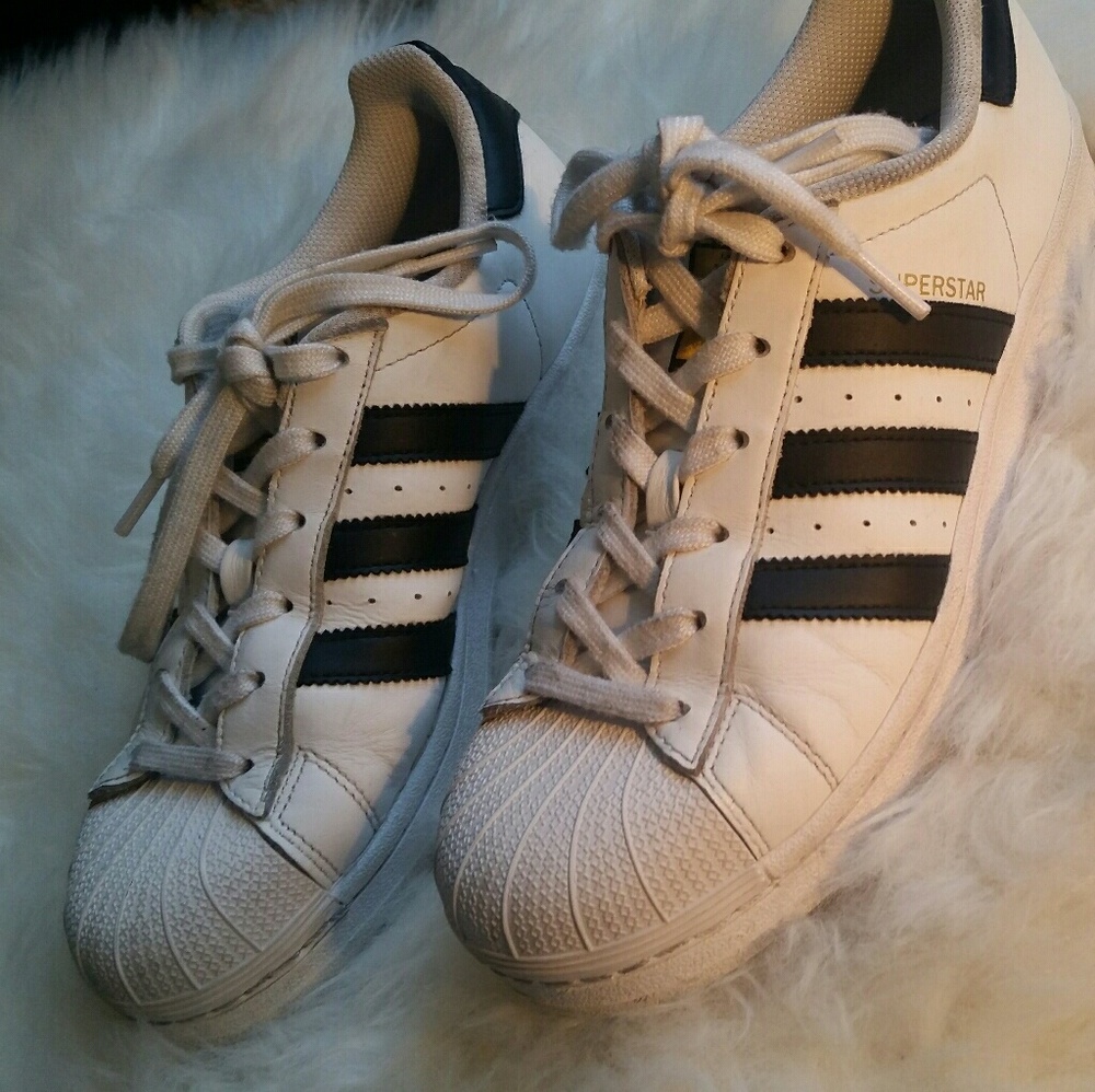 Adidas Shoes - Picture 1 of 3