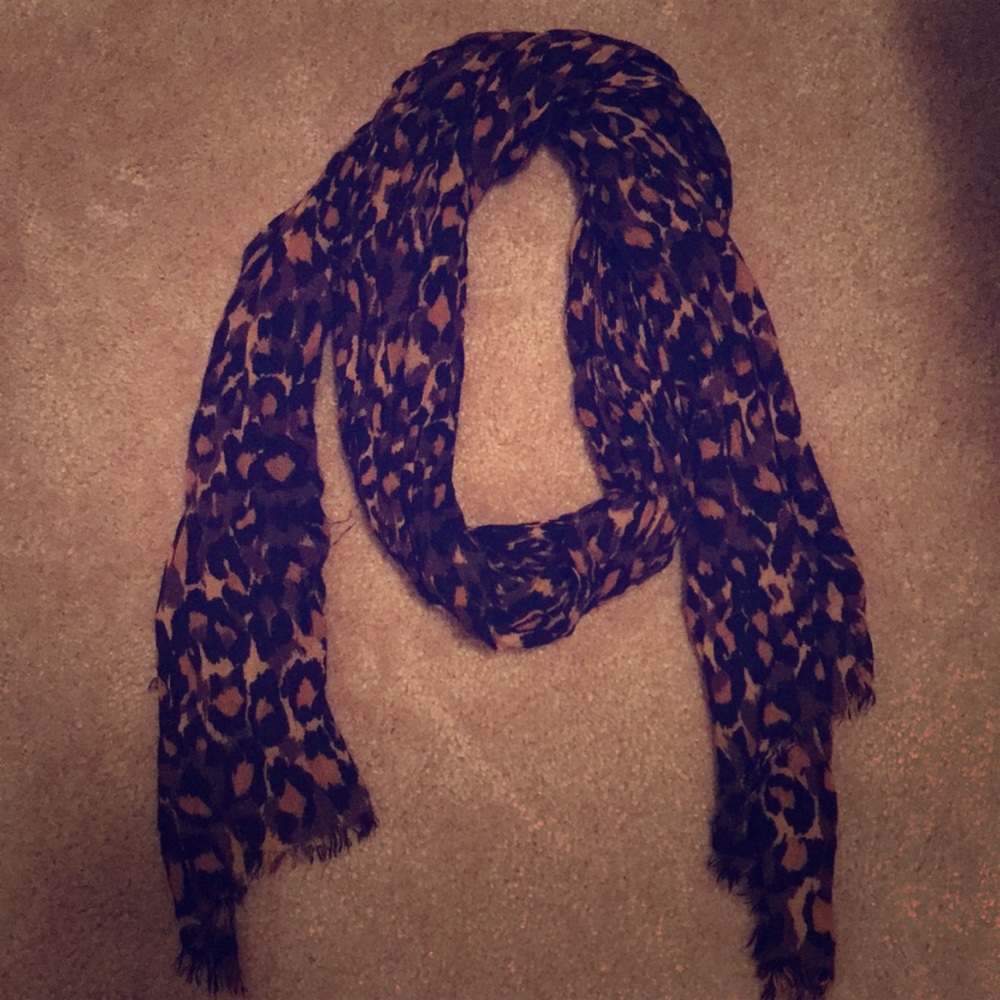 Zara Leopard Print Scarf