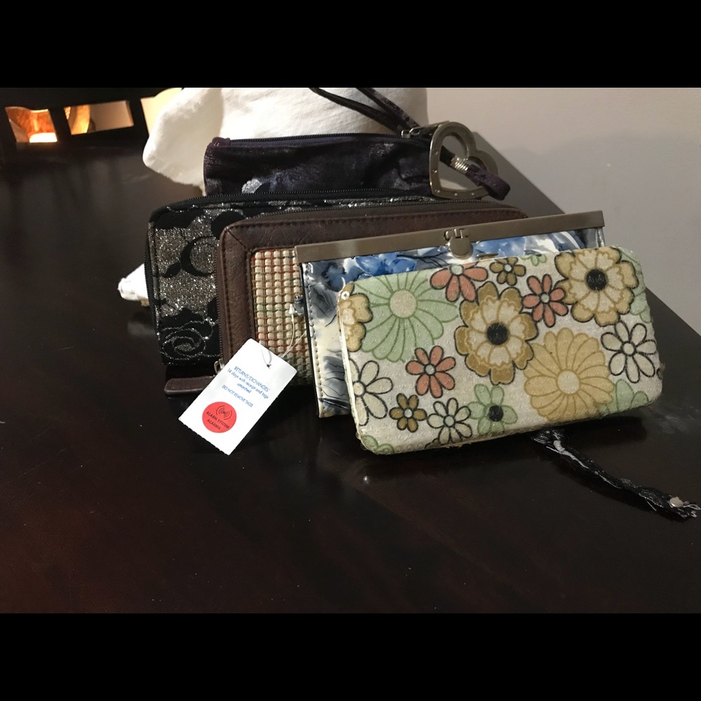 Set of handbags