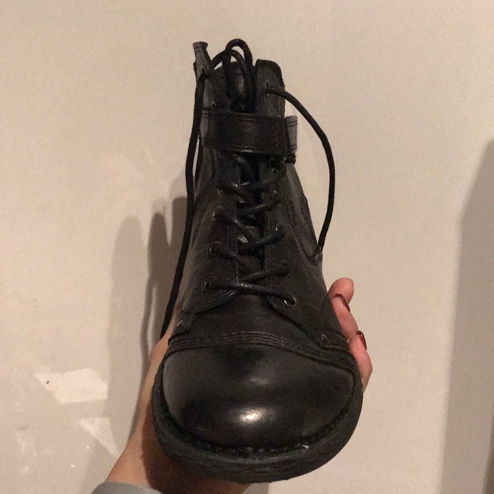 Brand new black moto style Tiltoa boots