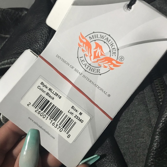 Milwaukee Leather Jacket - Picture 5 of 5