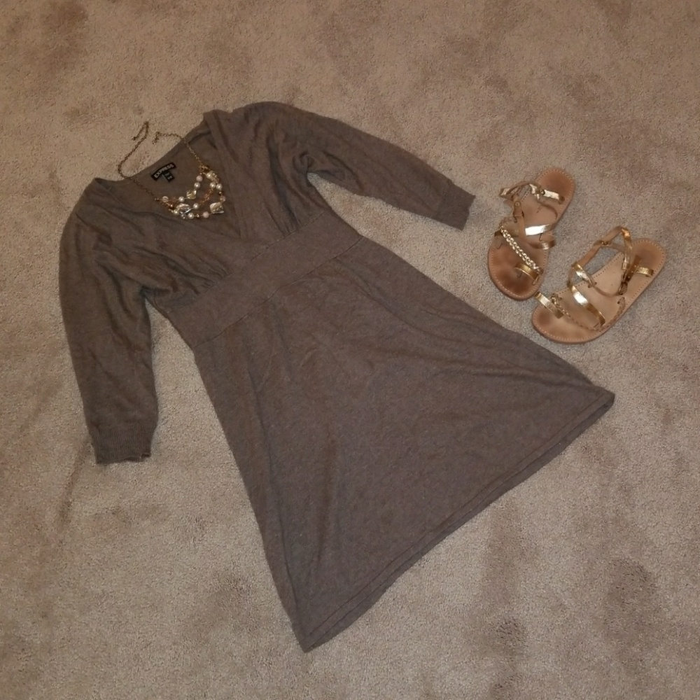 Express tan sweater dress 😍