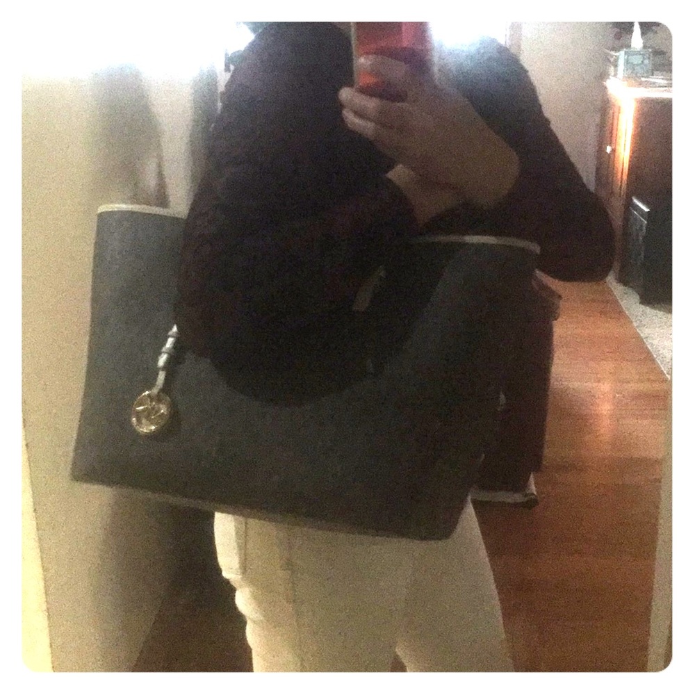 🎉LAST-1👜Michael kors Jet set tote Handbag👜💞 - Picture 8 of 8