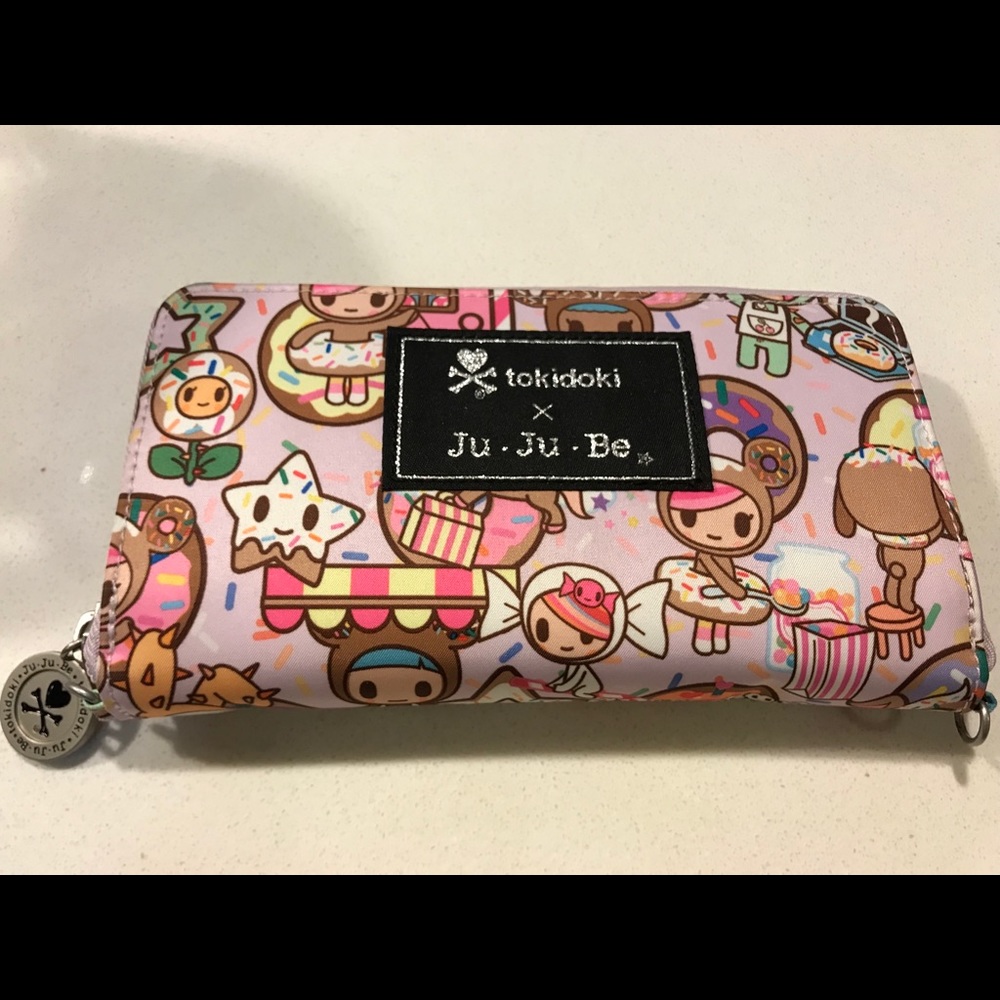JuJuBe Be Spendy wallet, Donutella’s sweet shop