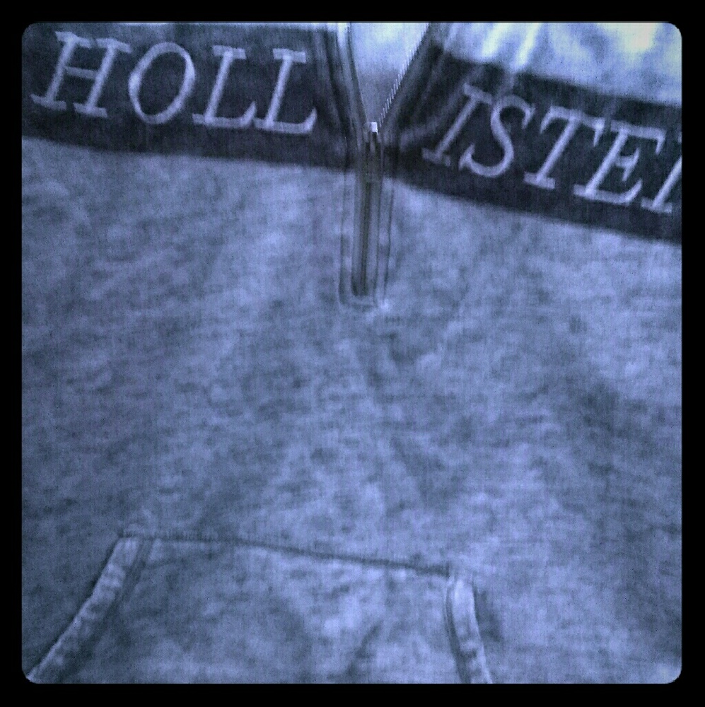 Hollister sweatshirt