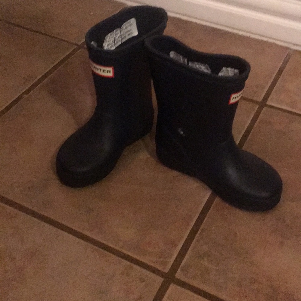 Hunters rain boots