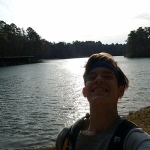 Meet your Posher, Davis