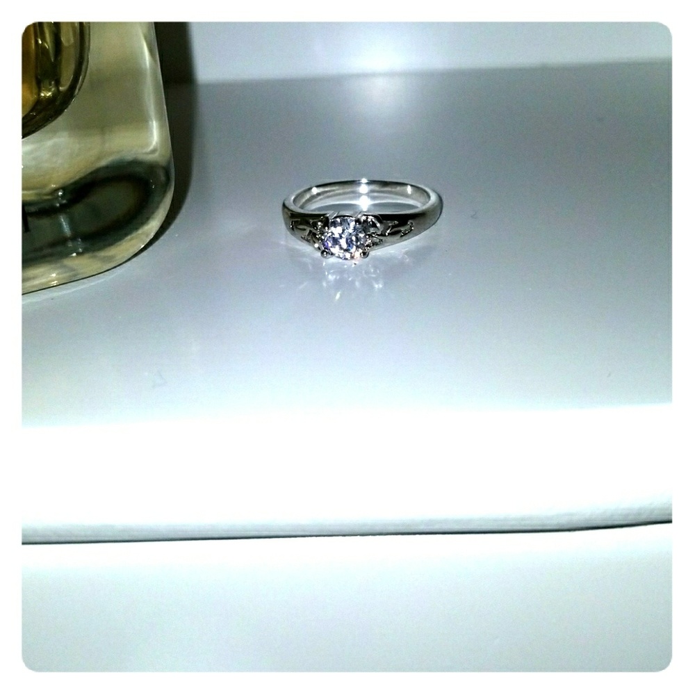 🏪Alternate Ring for Working Girls!🏥sz6.5