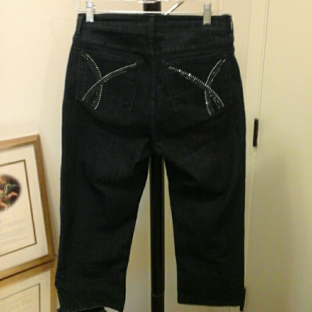 NYDJ Cropped  Jeans w/Lift&Tuck  Technology