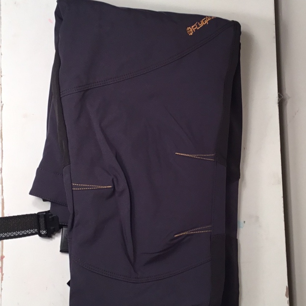 Men’s snow pants