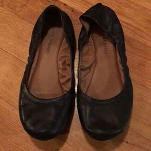 Lucky brand flats