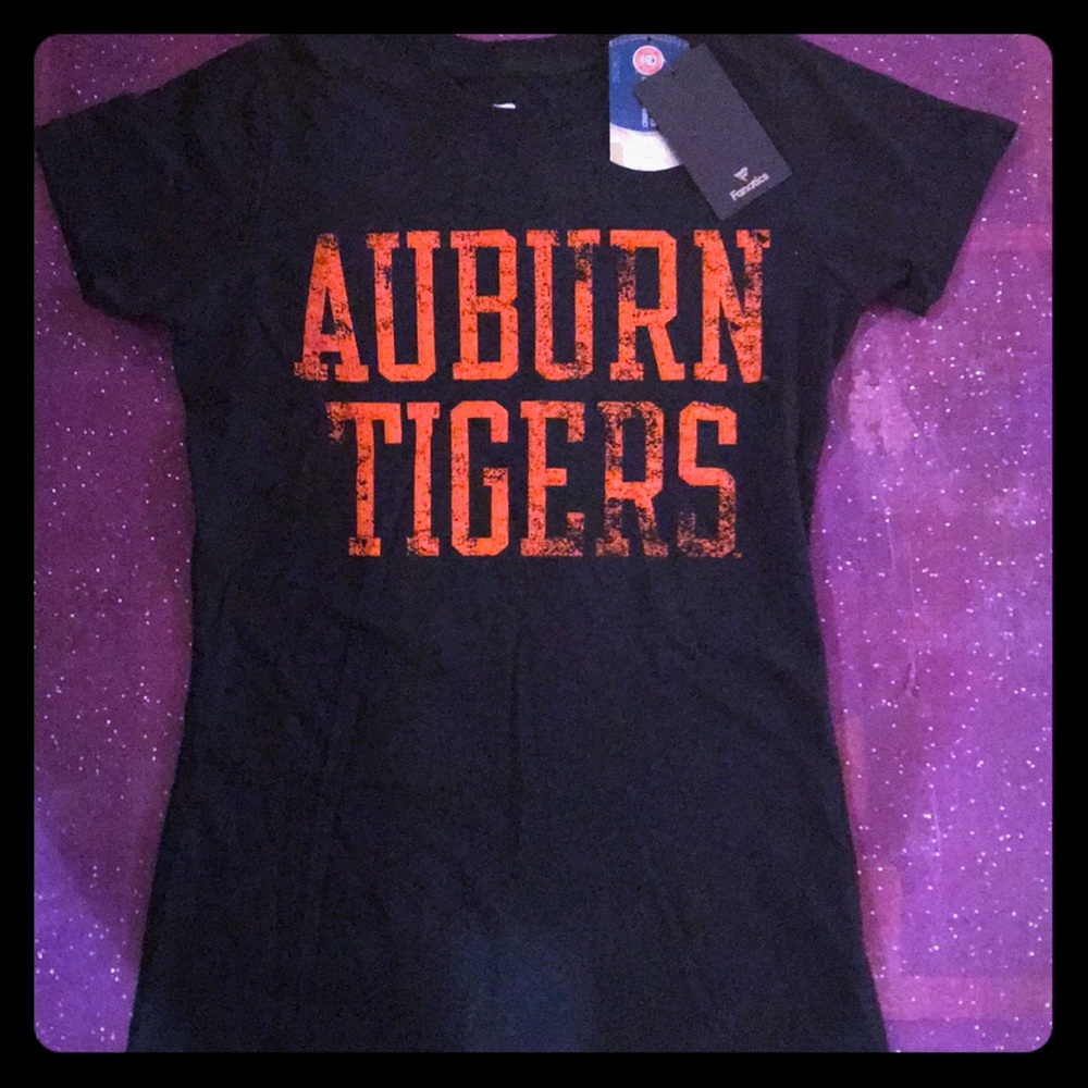 Auburn t-shirt women’s NWT