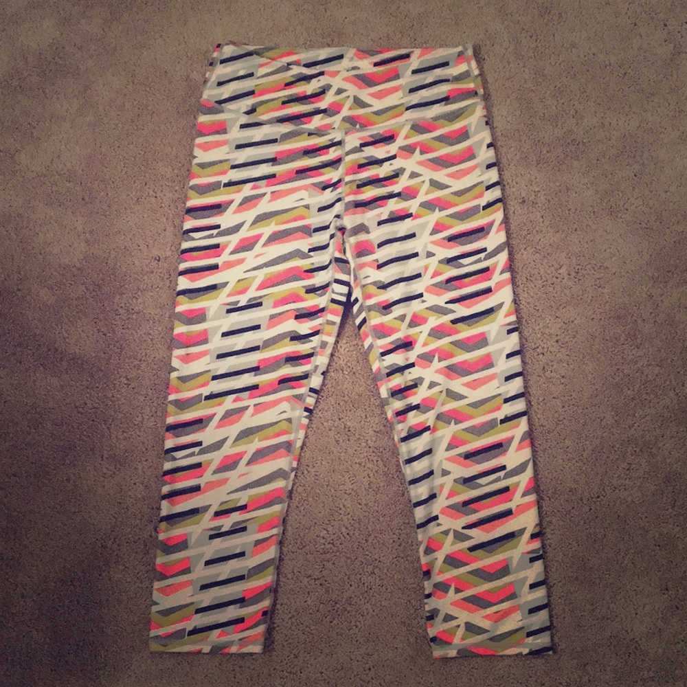 Fabletics Crop Leggings - Size Small