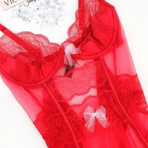 Victoria’s Secret lingerie - Picture 2 of 2