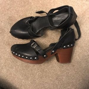 Free People Clogs