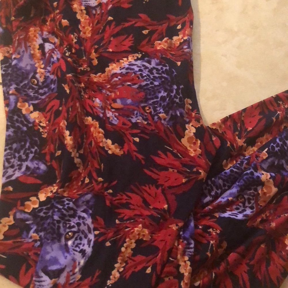 Lularoe tc tiger leggings