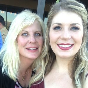 Meet your Posher, Devyn