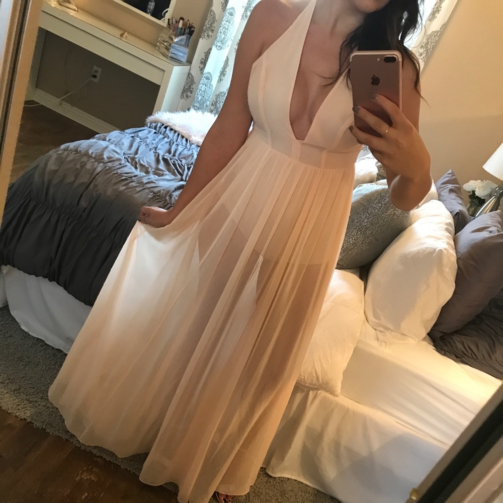 Bebe Deep V Blush Maxi Dress