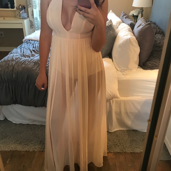 Bebe Deep V Blush Maxi Dress - Picture 5 of 6