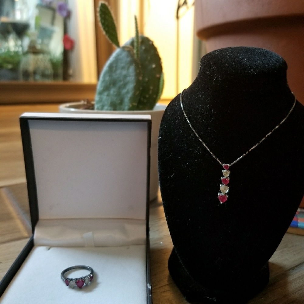 Necklace and ring set