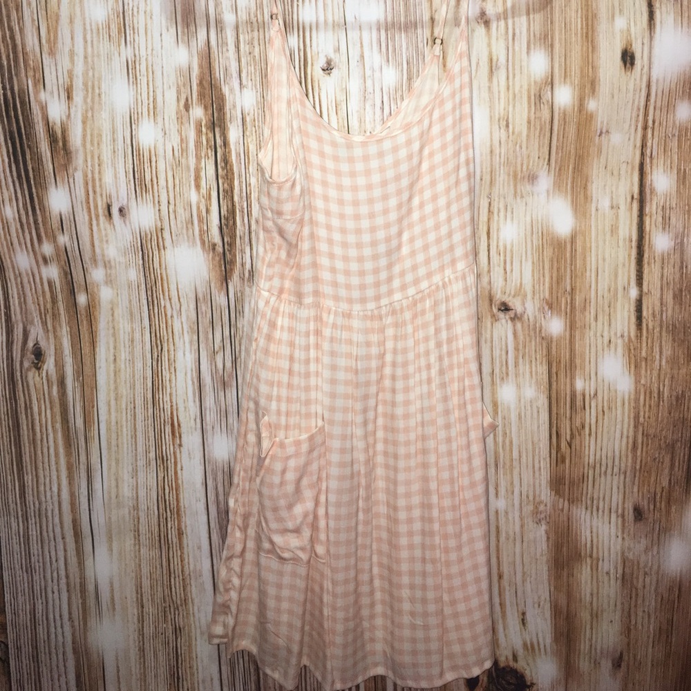 Forever 21 peach gingham dress (NWT)