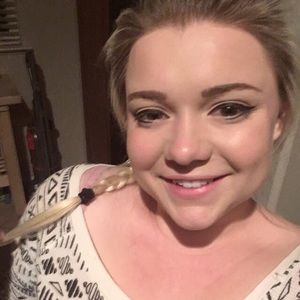 Meet your Posher, Paige