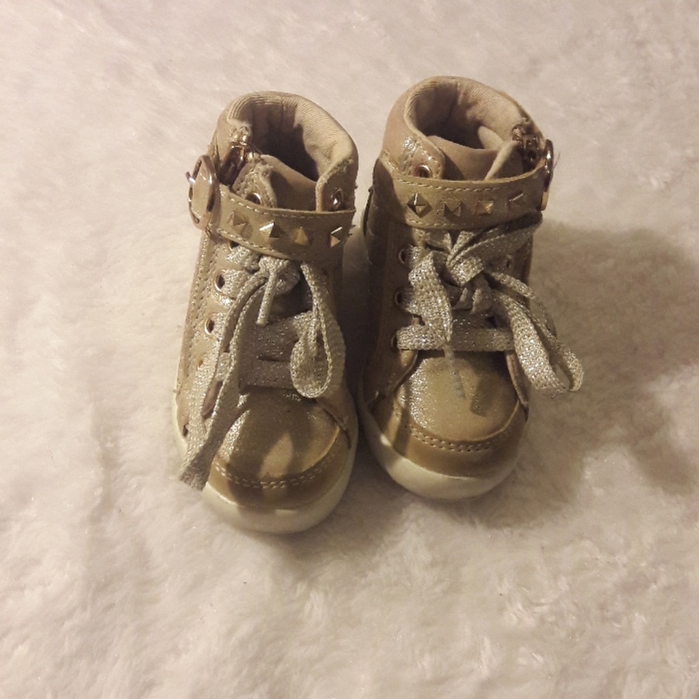 BC footwear hightop gold tennis shoes for toddler