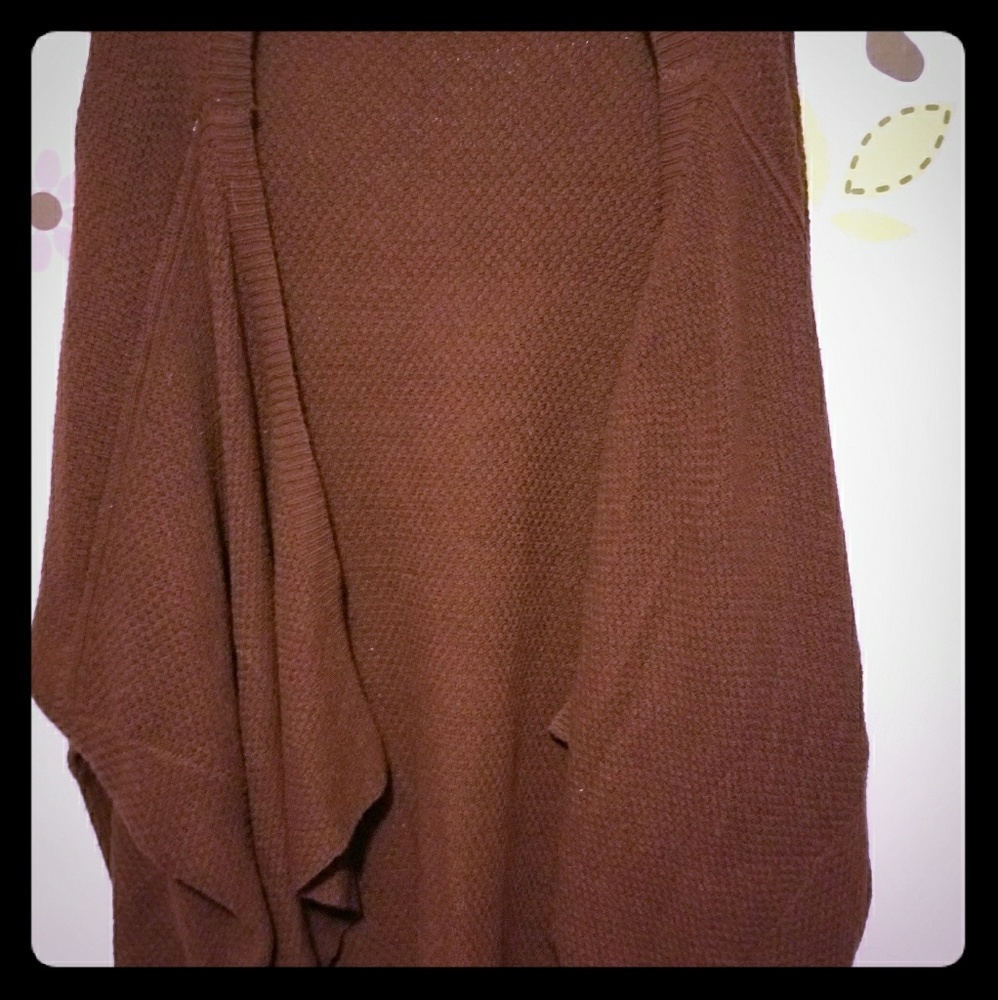 Sweater - Picture 1 of 2