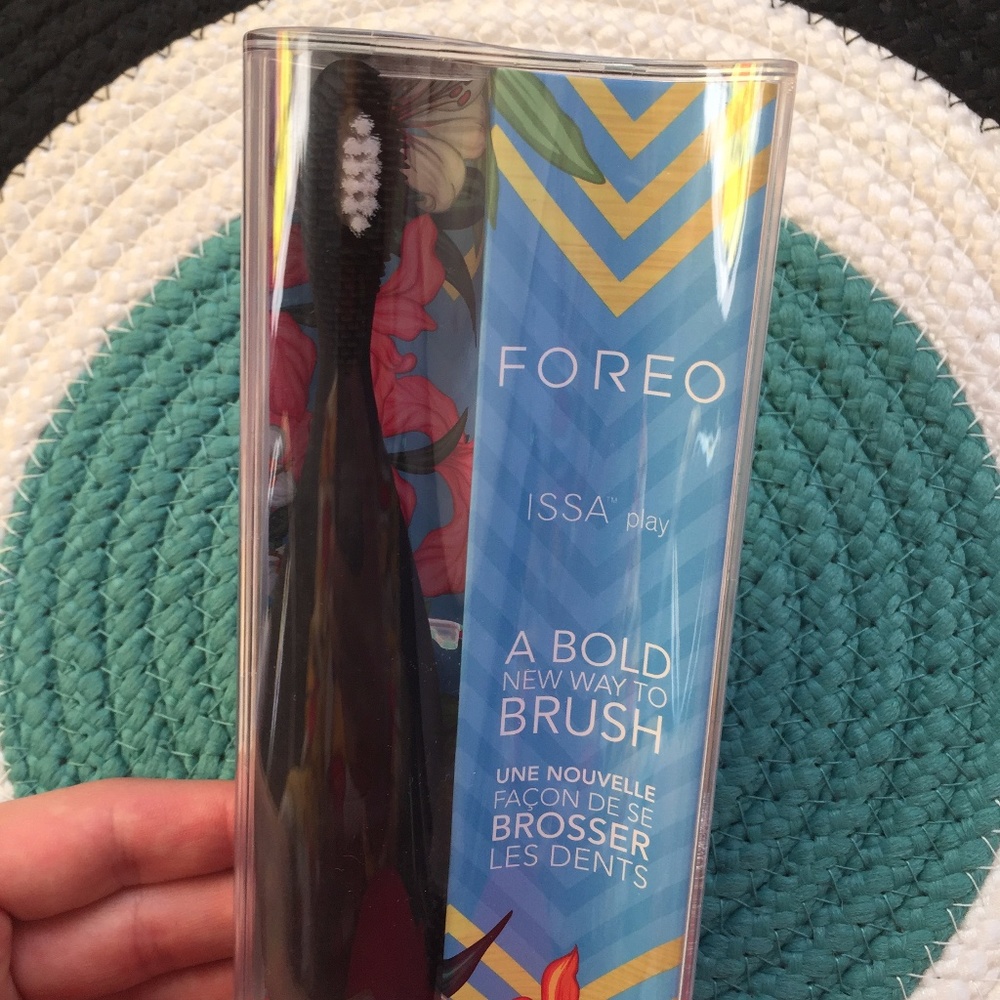 FOREO ISSA Play Sonic Toothbrush