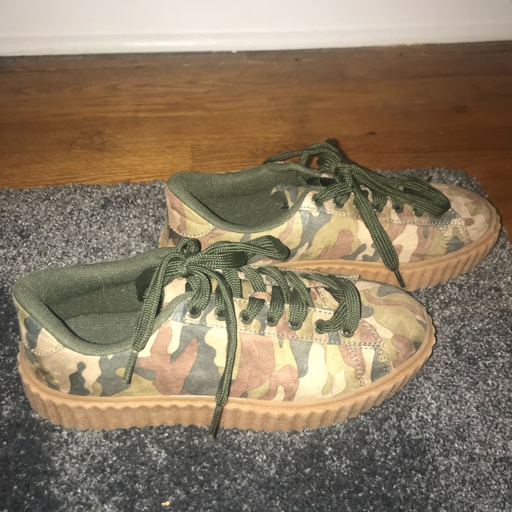 Super cute and comfy camp sneakers