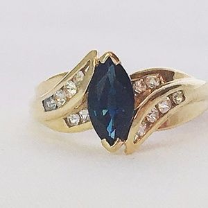 10k Yellow Gold Sapphire Ring