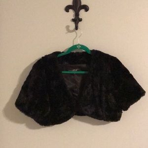 Elegant fur shrug