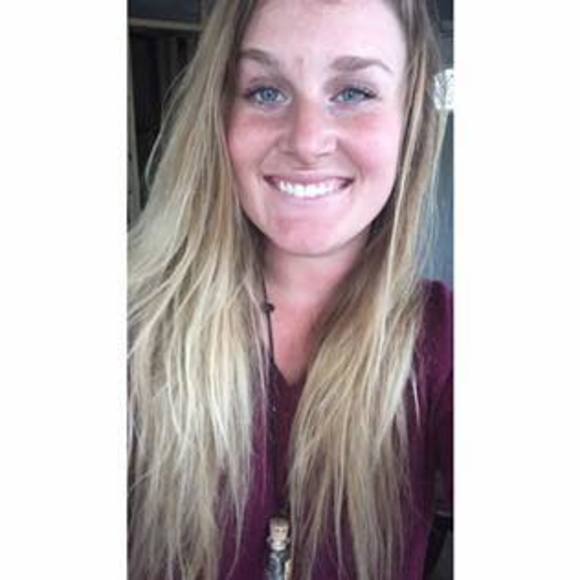 Meet your Posher, Julia - Picture 1 of 1