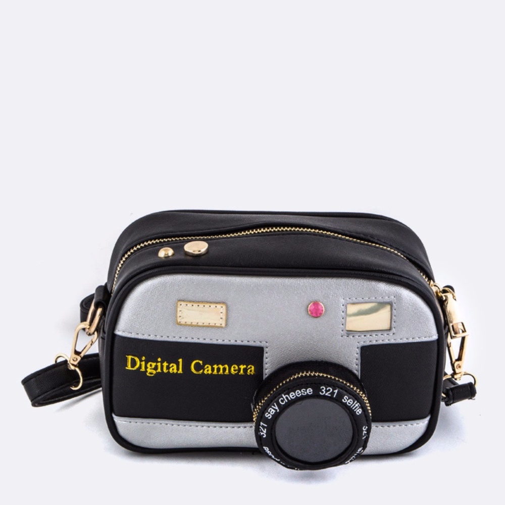 3D Digital Camera Swing Bag (Silver)