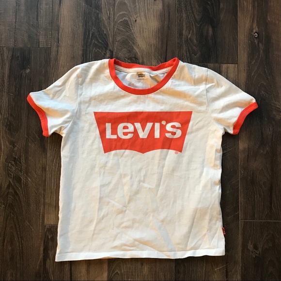 Levi's Tops - Classic print Levi’s tee