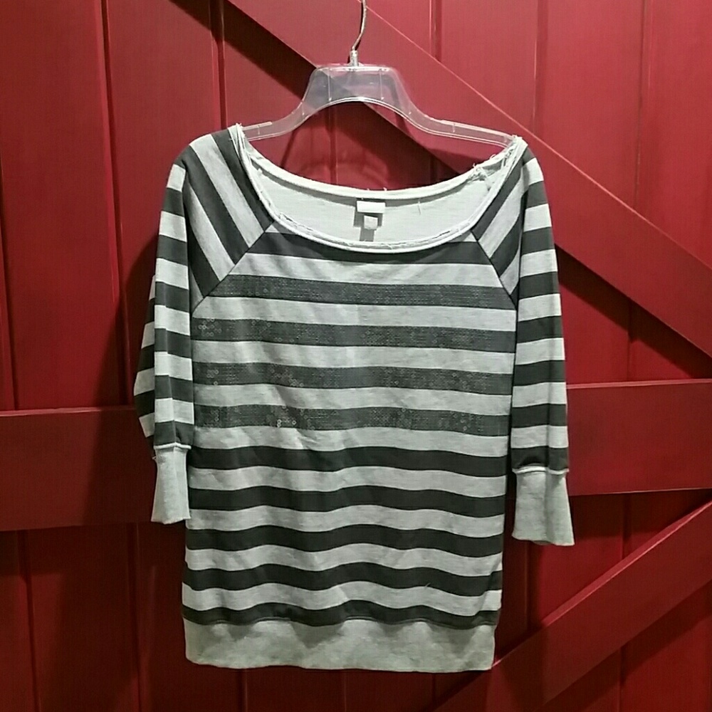 Vanity scoop neck top