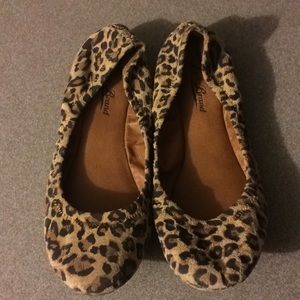 Lucky Brand leopard print ballet flats