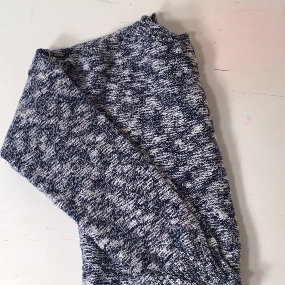 Girls sweater