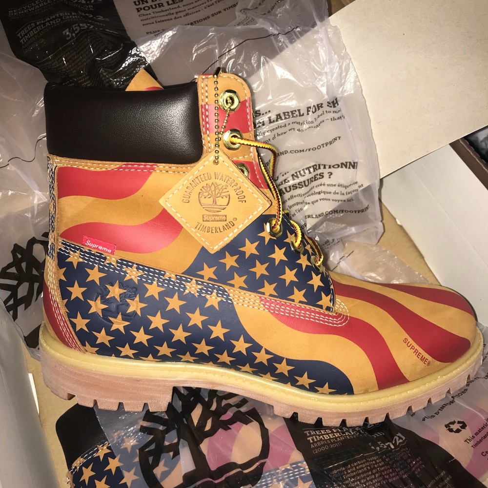 💰SOLD💰Supreme Stars and Stripes Timberland Boots