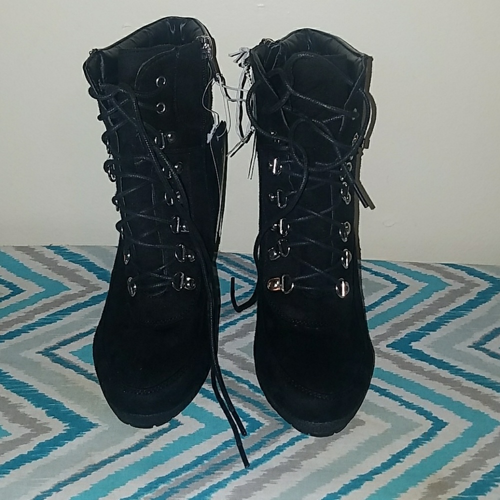 Women's Boots