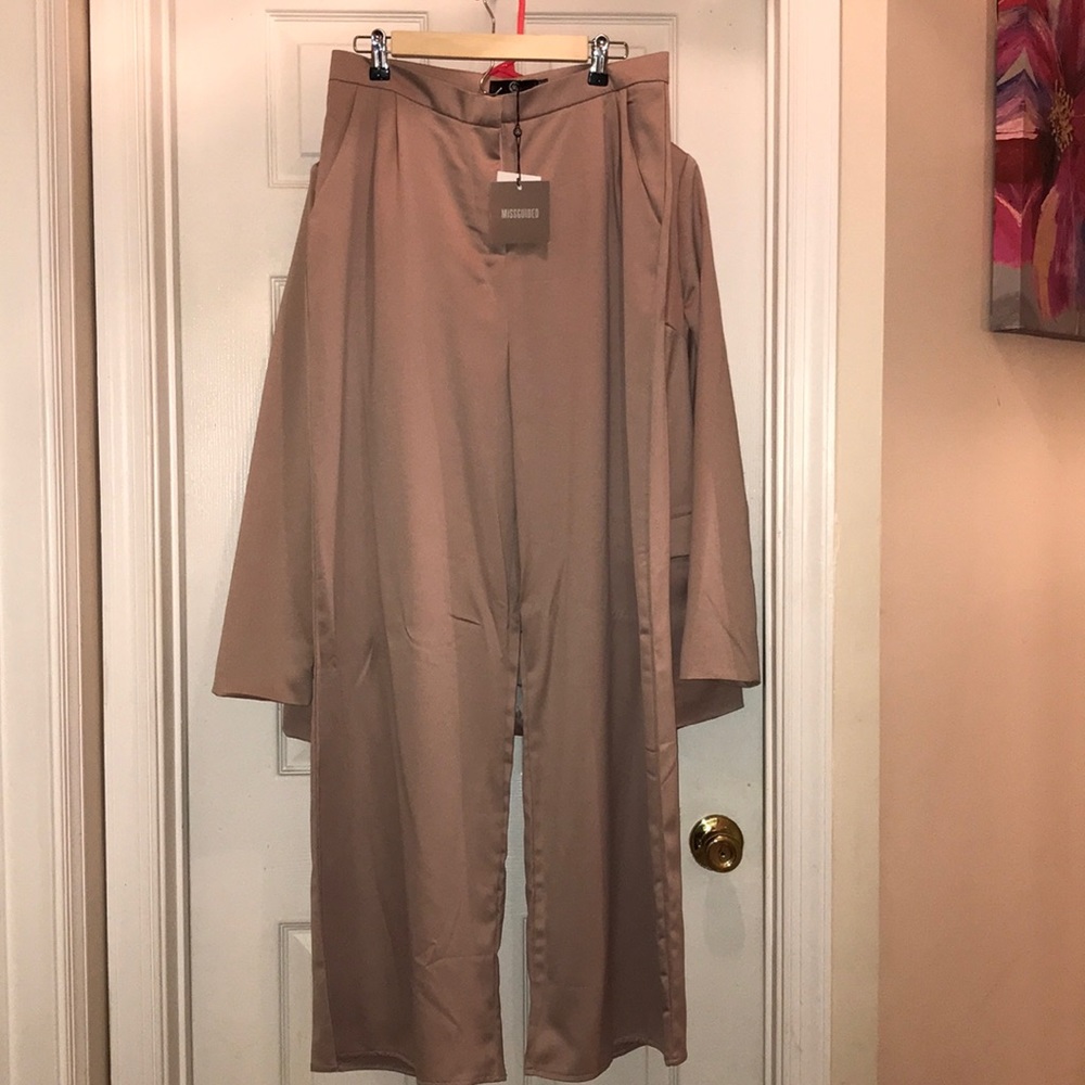 Missguided Champagne Wide Leg Pants