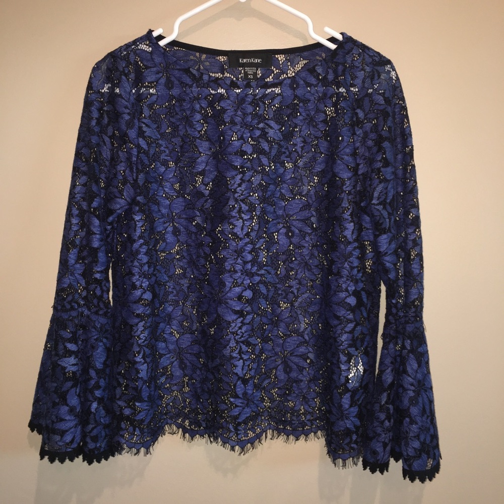 Karen Kane top