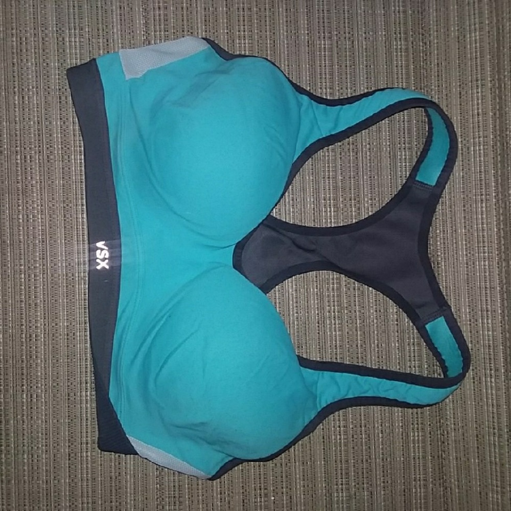 Victoria's secret sports bra