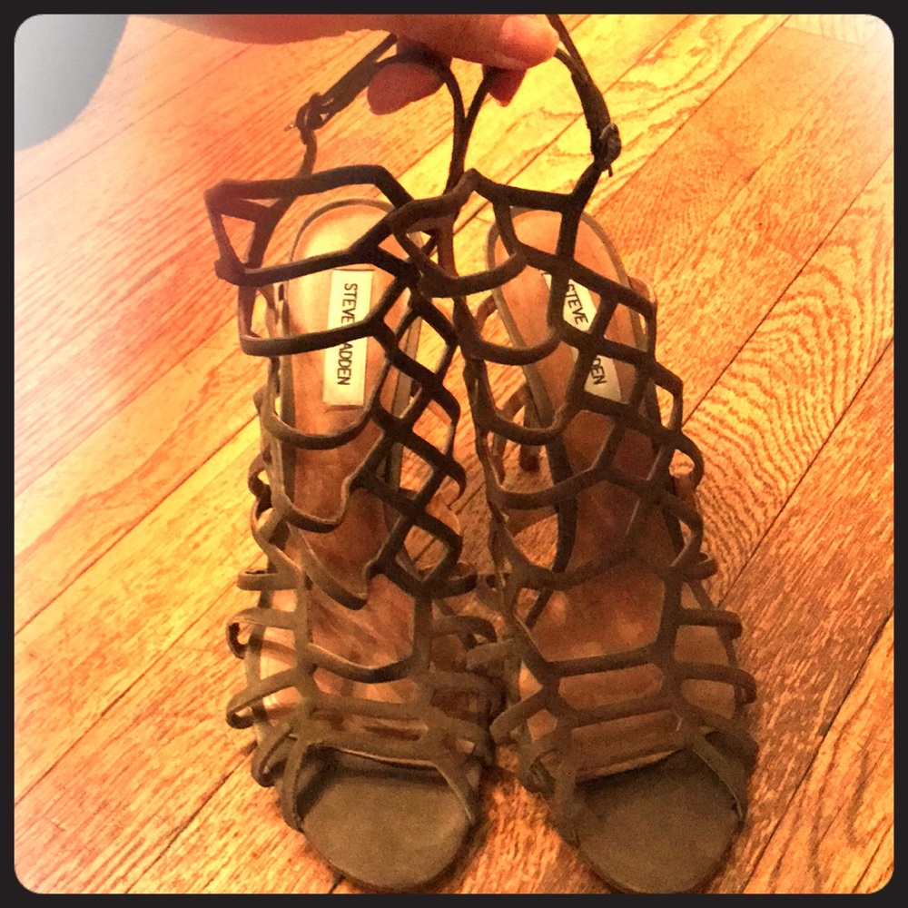 Size 10 Steve Madden sexy heels