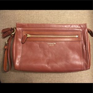 Genuine leather Coach clutch! 😍