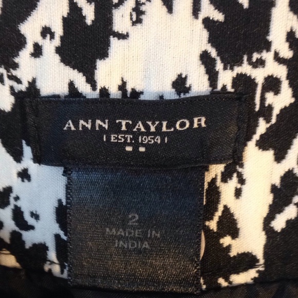 Ann Taylor Black and White Patterned Skirt - Picture 3 of 3
