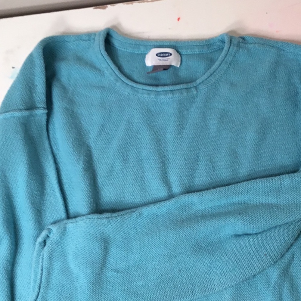 Old Navy blue sweater