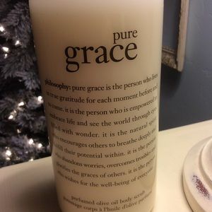 Philosophy pure grace olive oil& body scrub 32oz