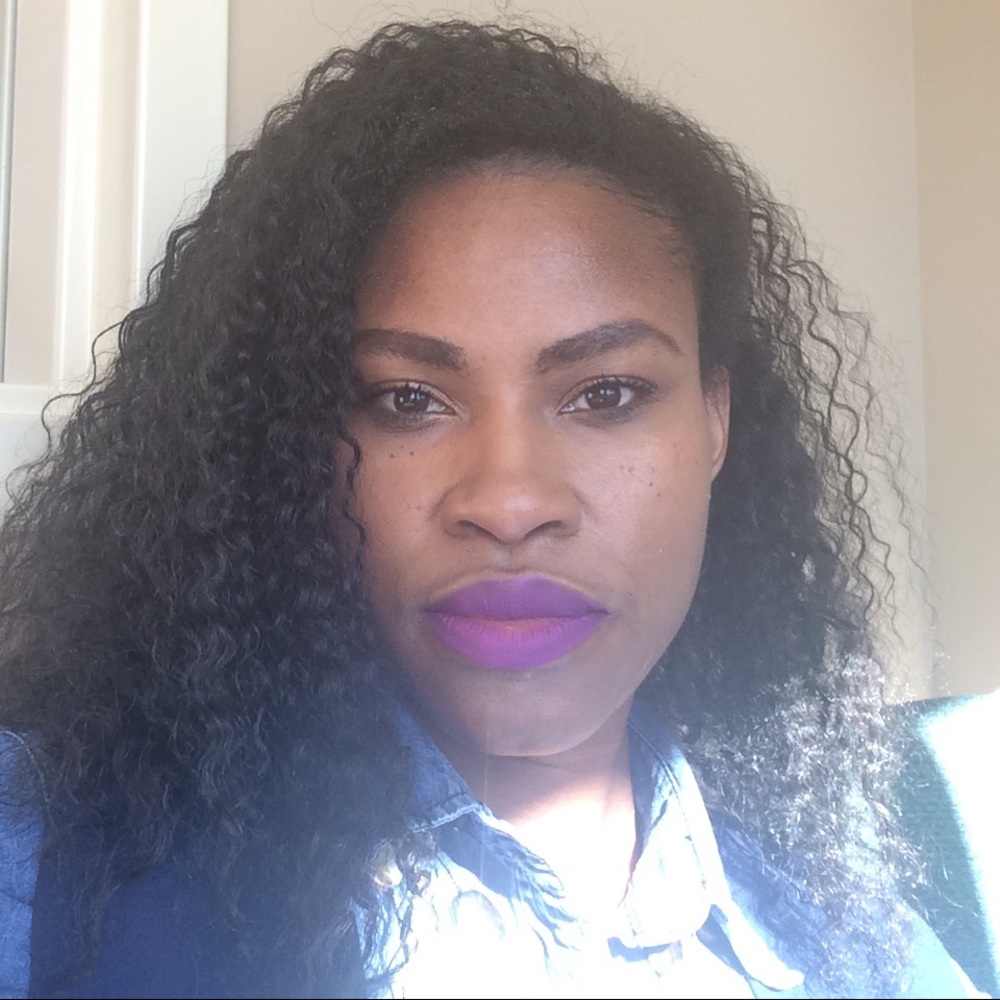 Meet your Posher, Kenisha