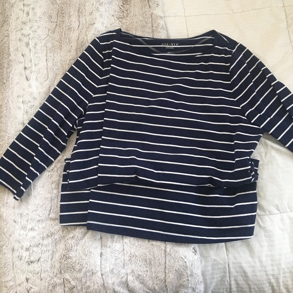 Adorable Ava & Viv striped 3/4 sleeve tee!